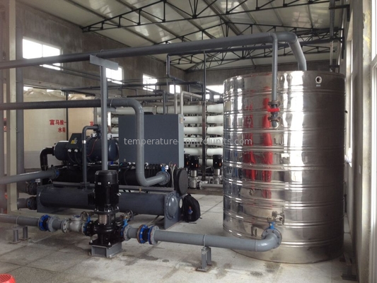 Low-temperature Water Cooled Screw Chiller Semi-enclosed Screw-type